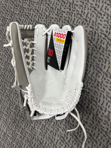 Wilson A1000 RH Softball Glove 12.5" (New)