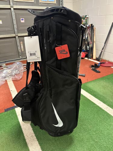 (New) Nike Air Sport 2 Golf Bag (Brand new with original Packaging)