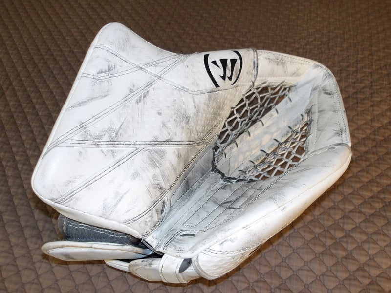 Used Warrior Ritual G7 Pro Goalie Glove Size Senior in White