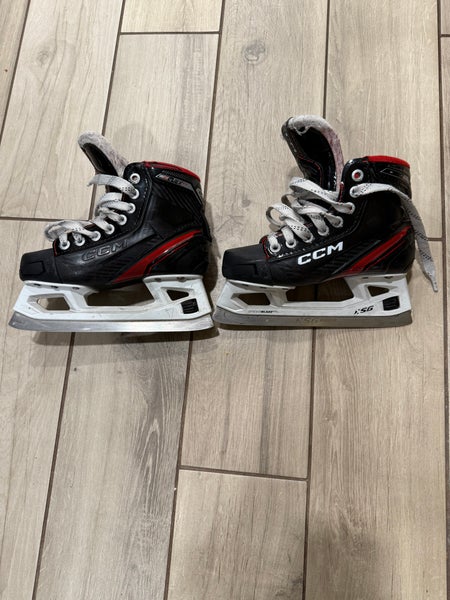 CCM EFlex 6.5 Hockey Goalie Skates Regular Width Size 1 (Used)