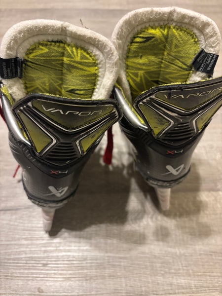 2023 Bauer Vapor X4 Hockey Skates Regular Width Size 3 (Used)