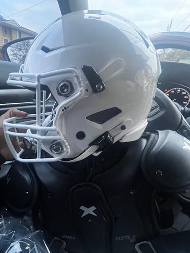 Youth Small Riddell SpeedFlex Helmet (New)