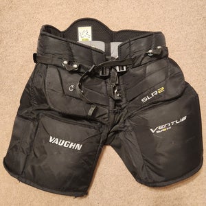 Intermediate XXL Vaughn Ventus SLR2 Hockey Goalie Pants (Used)