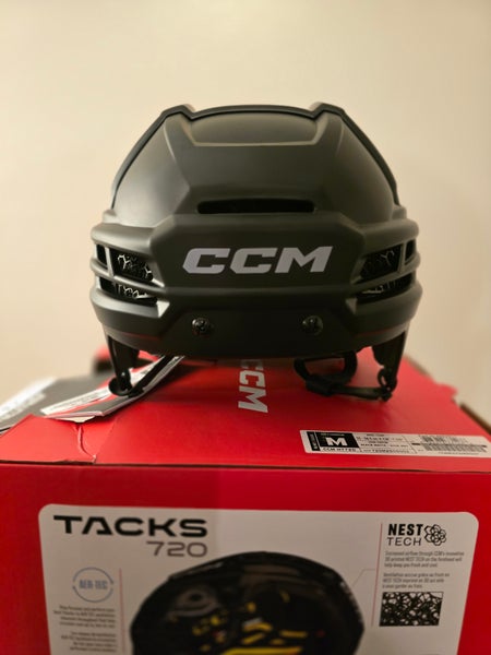 Medium CCM Tacks 720 Helmet (New)