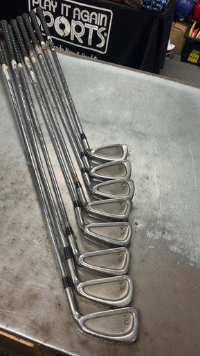 Used Titleist DCI Mens Iron Set RH 3I-PW 11793-S000259619