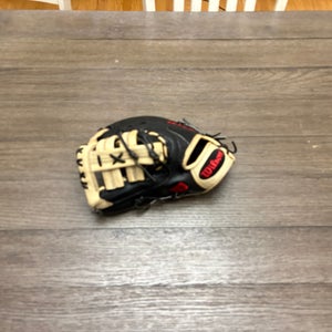 Wilson A2000 1620 12.5" First Base Mitt