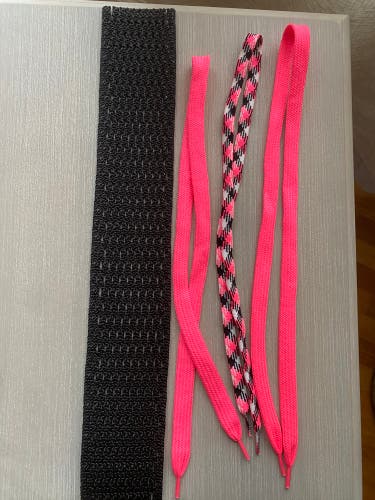 Lacrosse Mesh Kit. Black hard mesh. Pink shooting strings