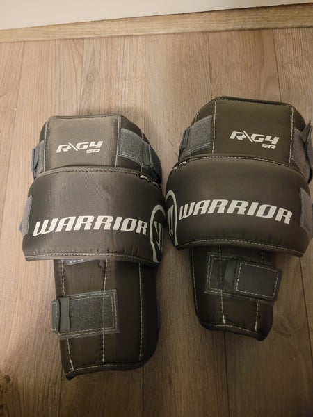 Warrior R/G4 Sr goalie Knee pad (Used)