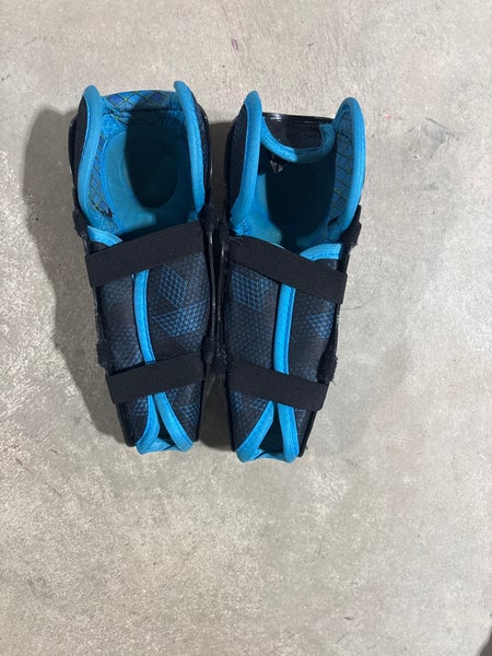 Junior Bauer X 10" Shin Pads (Used)