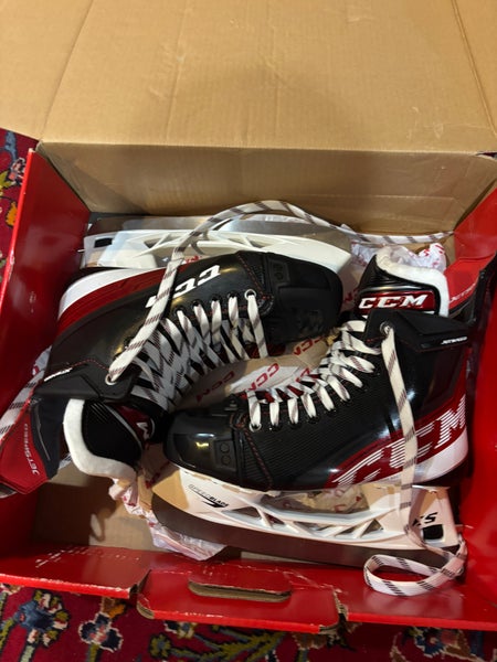 2021 CCM JetSpeed FT4 Pro Hockey Skates Regular Width 6 (New)