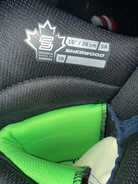 Sher-Wood Code Encrypt Pro Gloves 15" Pro Stock (Used)