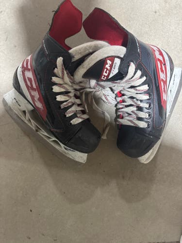 2021 CCM JetSpeed FT485 Hockey Skates 12.5 (Used)