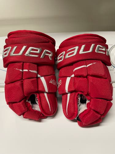 Bauer Supreme Ultrasonic Gloves 14" (Used)