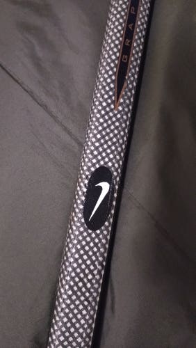 Nike hockey shaft Graphite/Aluminum 180 Rare