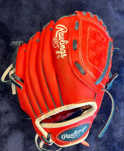 Red Rawlings Player series RH Pitcher's Baseball Glove 9" (Used)