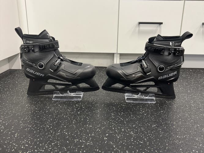 Bauer Konekt 2 Hockey Goalie Skates 8 (New)