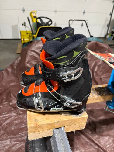 23.5 Kid's K2 Indy 3 Ski Boots (Used)