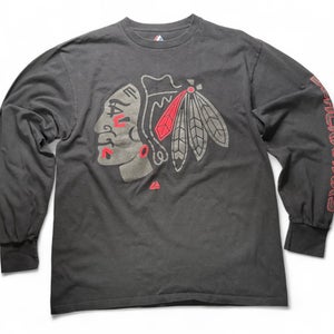 CHICAGO BLACKHAWKS SIZE LARGE MAJESTIC TAG BLACK LONG SLEEVE SHIRT NHL