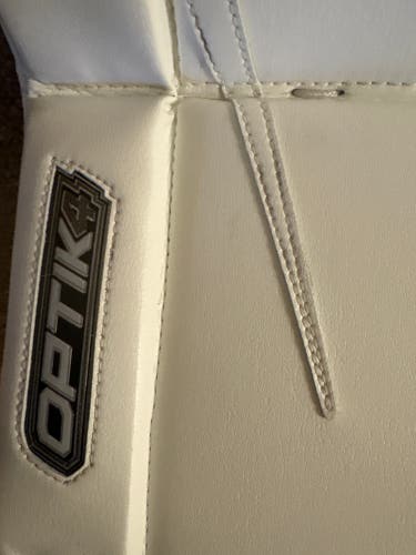 33" 2025 Brian's Optik Pro Goalie Leg Pads (New)
