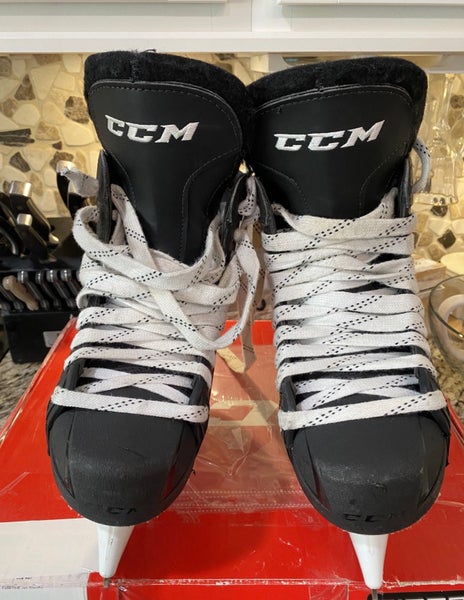 2019 CCM Ribcor 80K Hockey Skates Regular Width Pro Stock 8 (Used)