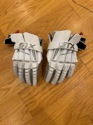 STX Rzr Lacrosse Gloves Large (Used)