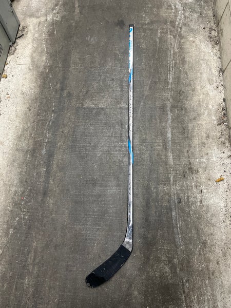 Broken Senior Bauer Nexus Havok Right Handed Hockey Stick P88 70 Flex (Used)
