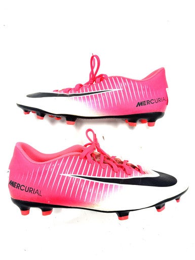 Used Nike Soccer Cleats Pink Senior 11.5 11860-C000301891