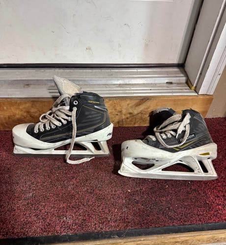 2015 Bauer Supreme Hockey Goalie Skates Regular Width 10.5 (Used)