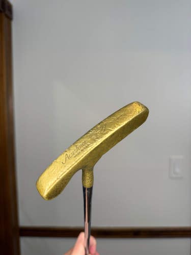 Acushnet Bullseye Putter 34.25