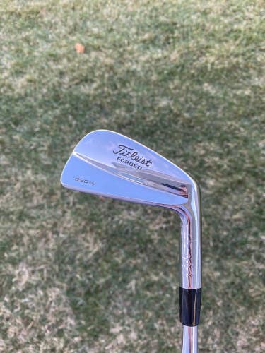 Titleist 690.MB 6-Iron Dynamic Gold Stiff Flex 37.25 NICE