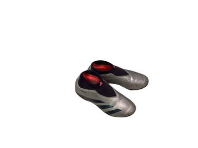 Used Adidas PREDATOR Soccer Cleats Grey Junior 01.5 11347-S000259681