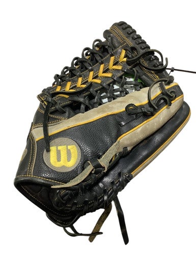 Used Wilson A2000 PF92 12.25 INCH BB/SB Glove RH Throw Black 12 1/4" 11347-S000259677