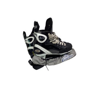 Used Mission AMP 8 HOCKEY SKATES Junior Hockey Skate Black Junior 04 11347-S000258154