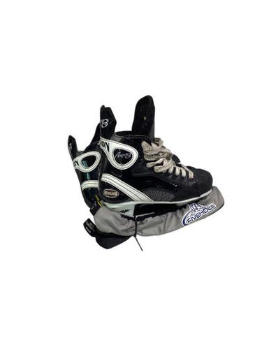 Used Mission AMP 8 HOCKEY SKATES Junior Hockey Skate Black Junior 04 11347-S000258154