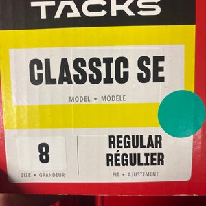 CCM Classic SE Hockey Skates Regular Width 8 (New)