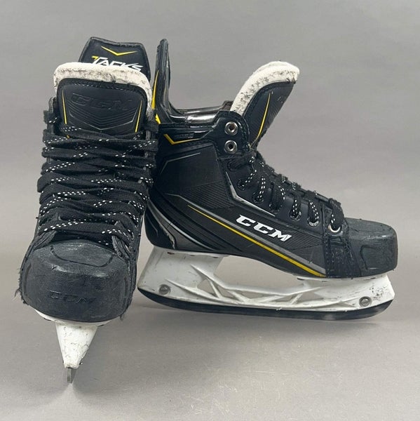 CCM Tacks 9090 Size 5.5 Intermediate Hockey Skates