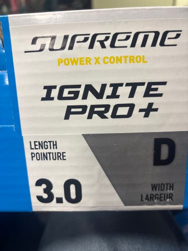 Bauer Supreme Ignite Pro+ Hockey Skates Regular Width Size 3 (New)