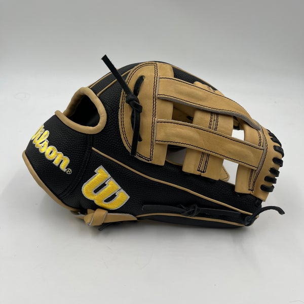 Wilson A2000 DW5 12” Infield Baseball Glove