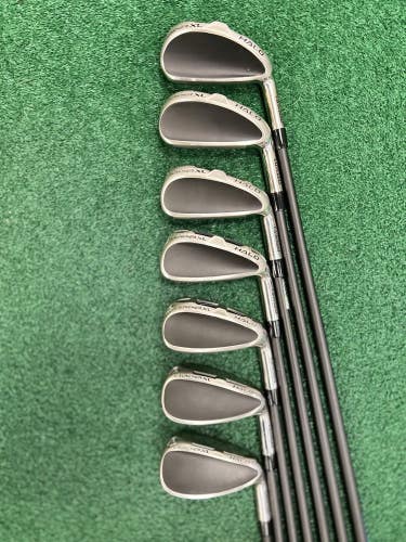 Cleveland Launcher XL Halo Irons Set Graphite Regular Flex 5-PW+DW Right Hand