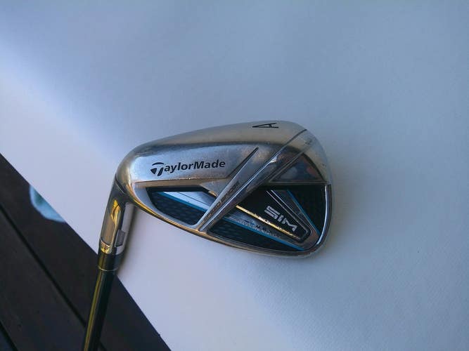 TaylorMade SIM MAX Approach Wedge w/ Fujikura VENTUS 6R Shaft - LEFTY