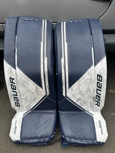 32" 2022 Bauer Supreme M5 Pro Goalie Leg Pads (Used)