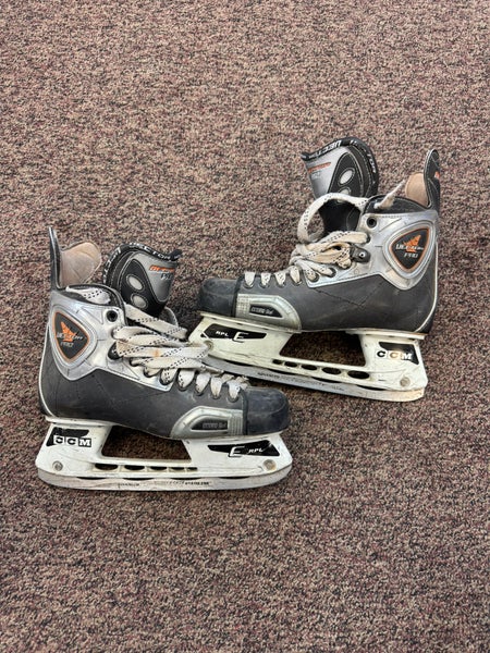 2004 CCM Tacks Vector Pro Hockey Skates Regular Width 9 (Used)