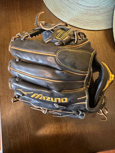 2023 Mizuno Pro RH Infield Baseball Glove 11.75" (Used)
