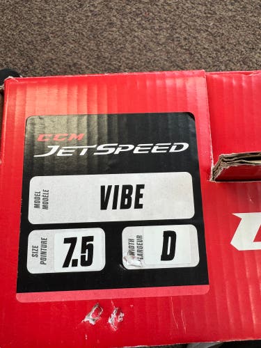 2017 CCM JetSpeed Vibe Hockey Skates Regular Width 7.5 (New)