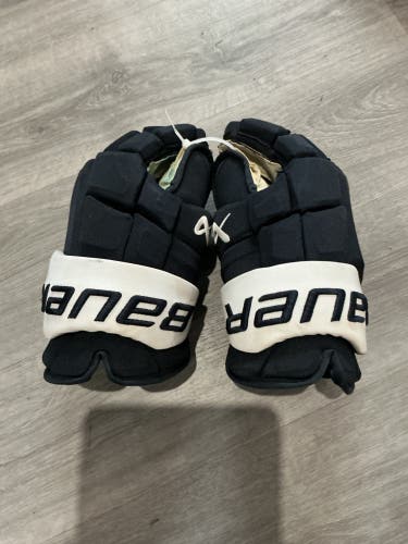 Colorado avalanche Trenin Bauer Supreme Mach Gloves 15" (Used)