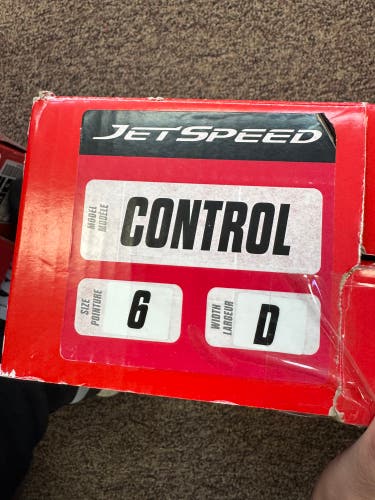 2019 CCM JetSpeed Control Hockey Skates Regular Width 6 (New)
