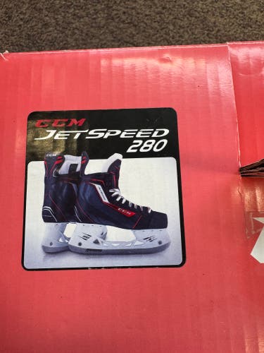 2015 CCM JetSpeed 280 Hockey Skates Regular Width Size 5 (New)
