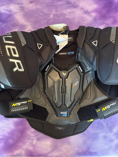 Large Intermediate Bauer Supreme M5 Pro Shoulder Pads (Used)
