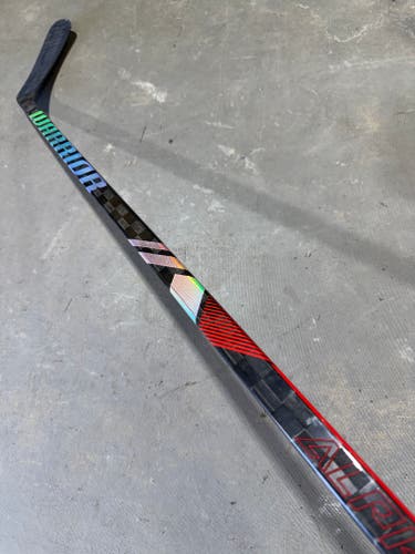 Warrior Alpha LX2 Pro, Pro Stock Hockey Stick Grip P92M Right 85 Flex 8914