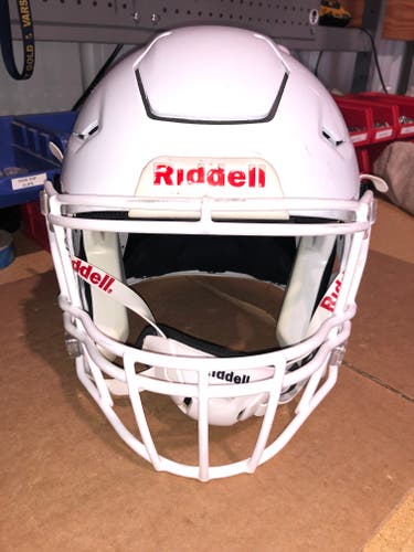 USED RIDDELL FLEX ADULT HELMET - LARGE - METALLIC WHIITE